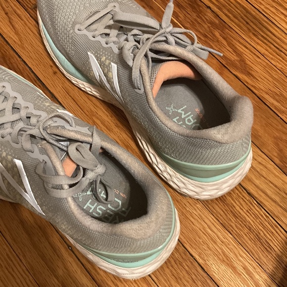 New Balance 880 Women’s Size 9 - Picture 4 of 5